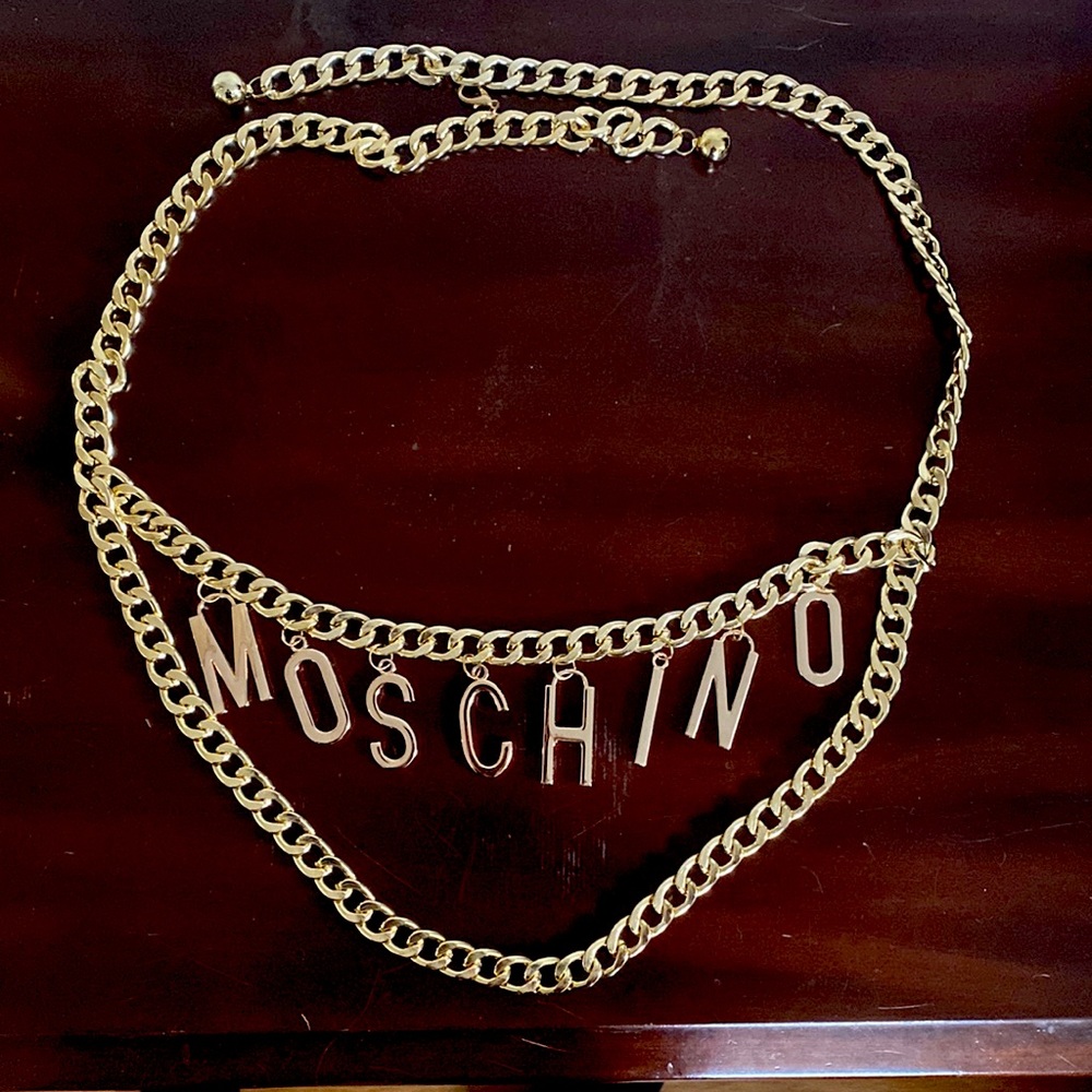 Moschino adjustable waist chain